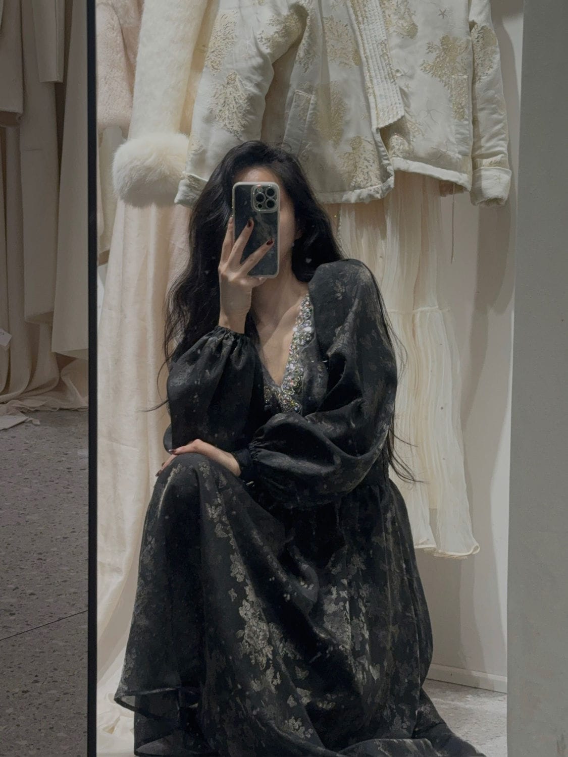 中国の古銭スタイルの高級レトロな気質ベルベットスリムドレスロングスカート 6,638円