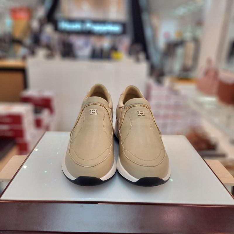 女性の足に優しい5cm軽量コンフォートスリッポン3fr483-D 13,578円