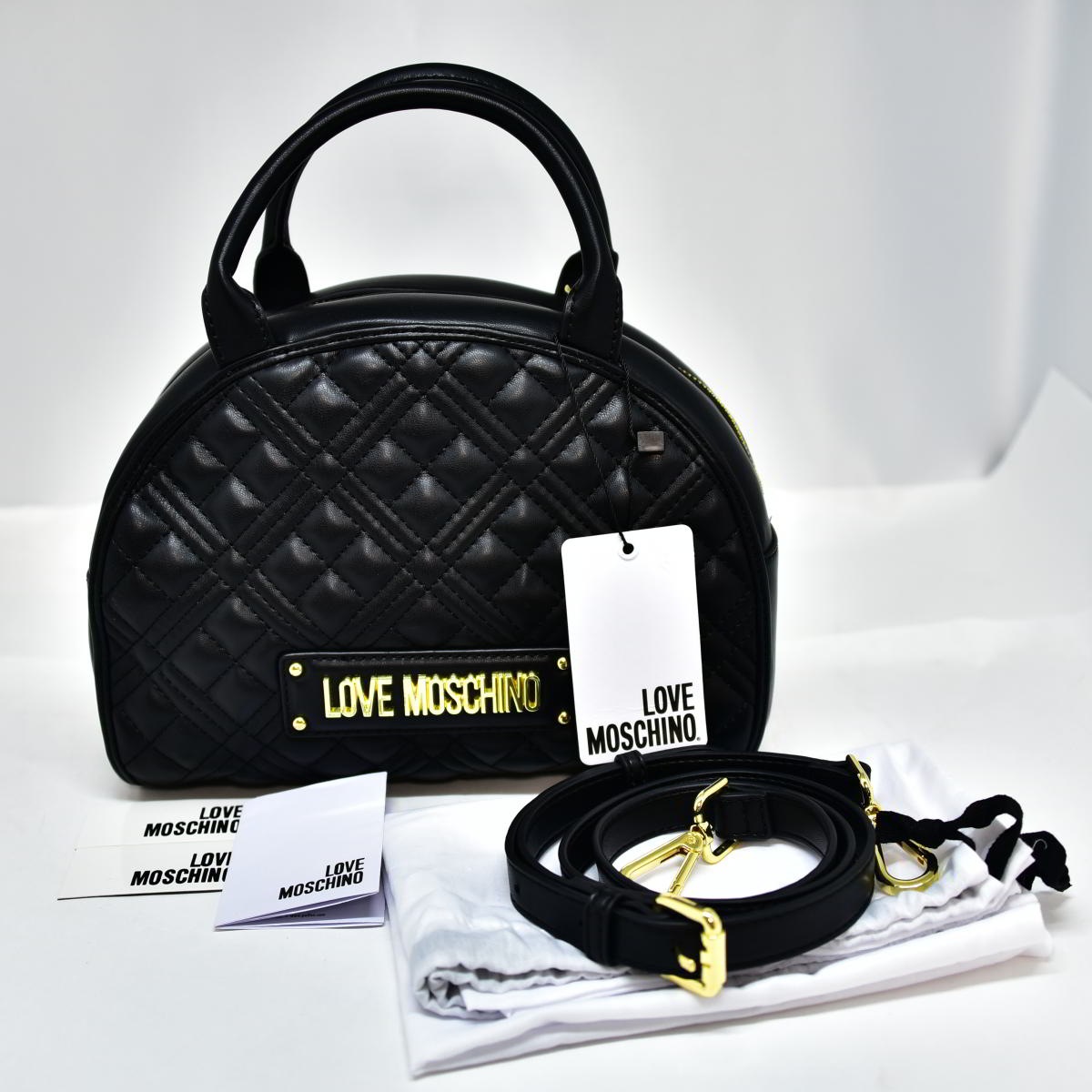 ほぼ未使用 極美品 レアー 鑑定済 バッほぼ未使用 鑑定済 2WAYバッグ ショルダー・ハンドバッグ ブラック K494-3