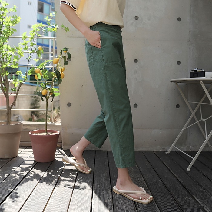 [韓国ファッション] バックゴムウエスト ハイウエスト クロップド丈 9分丈 コットンパンツ 4,730円
