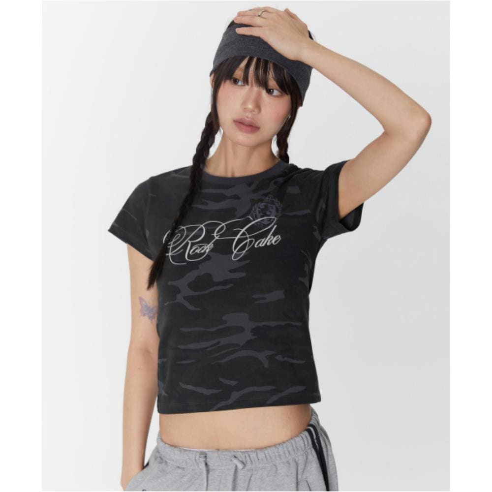 ROCKCAKE Camo Script Crop Top Charcoal RC25TP25100CH