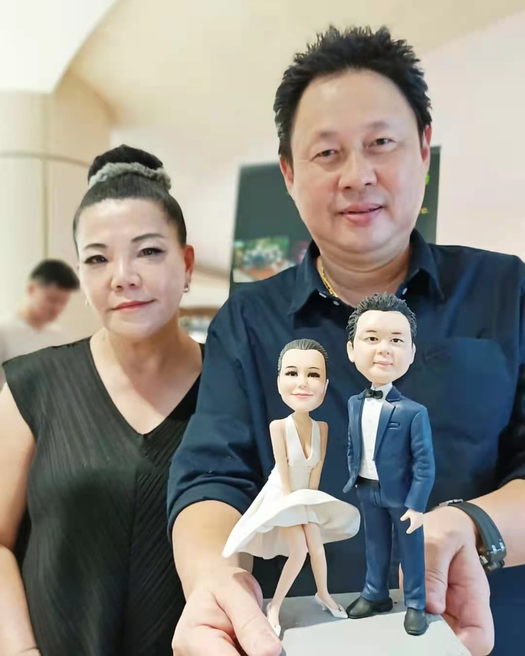 【オーダーメイド】3D肖像画 似顔絵 人形 フィギュア 結婚祝い 周年記念日 カップル 彼氏 彼女 夫婦 両親 贈呈品 記念品