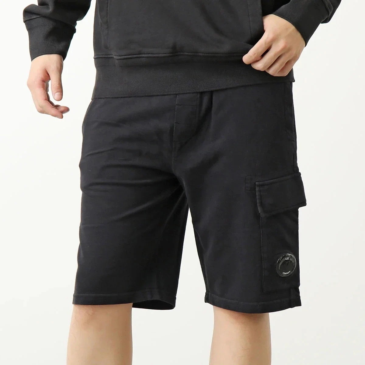 C.P.COMPANY シーピーカンパニー スウェットパンツ LIGHT FLEECE 16CMSB021A 002246G メンズ ハーフパンツ ショートパン