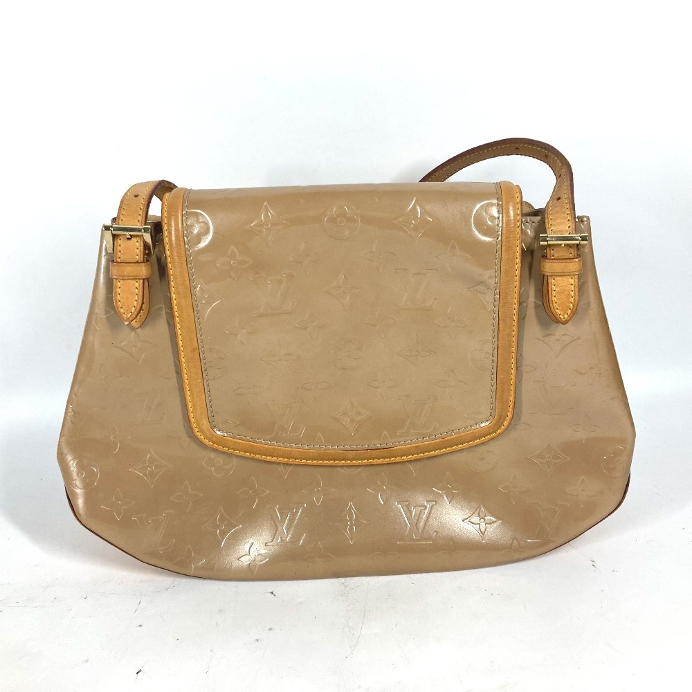 ショルダーバッグ ビスケイン ベイGM モノグラムヴェルニ ショルダーバッグ カバン 肩掛け モノグラムヴェルニ ノワゼット ベージュ
