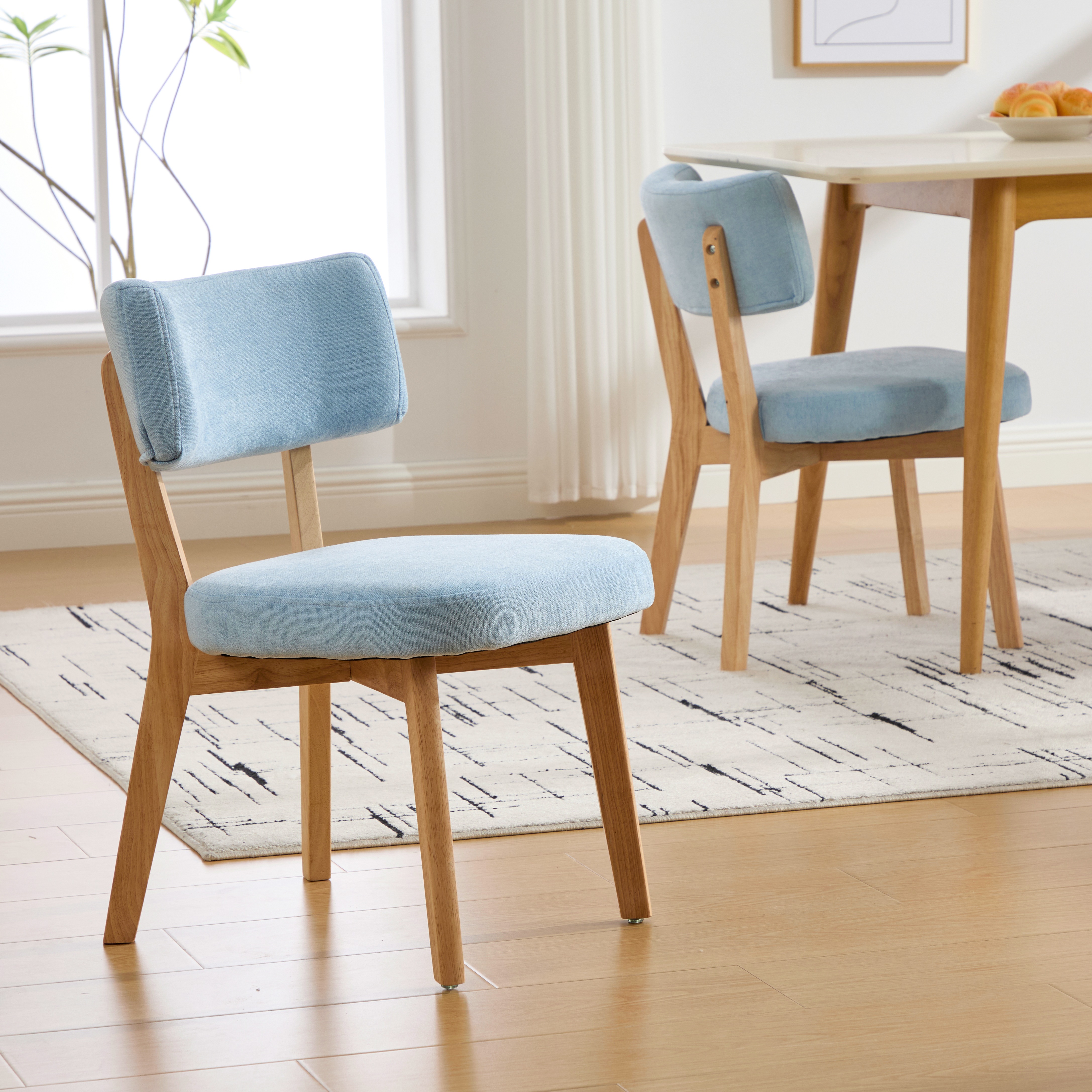 【2脚】木製の背もたれが付いた無垢材のダイニングチェア丸みを帯びたデザインで組み立ても簡単ですダイニングルームリビングルーム書斎オフィスなど様々な場所に最適です4色展開321