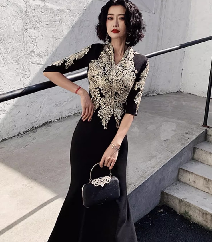 ワンピース デート モテアイテム ドレス ミディアム丈 刺繍 スリット 大人可愛い きれいめ 上品 おしゃれ かっこいい 大人可愛い ラブリー キュート ガーリー クール モード系 セクシー