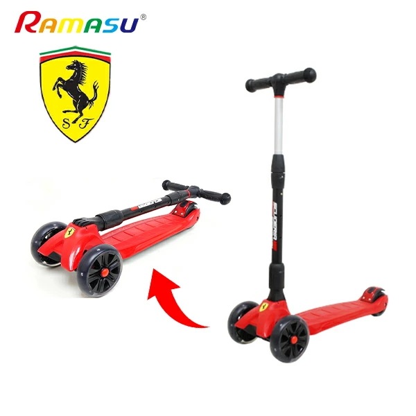 スクーデリアフェラーリ/キックボード 適正身長90cm以上 50kg以下 FXK-36 レッド