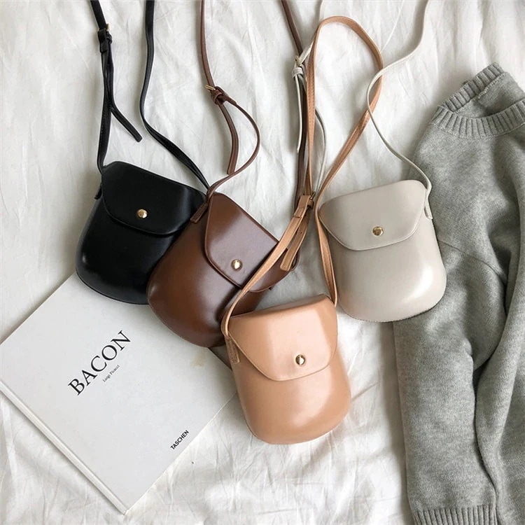 大人気！ 2025新 毎日使うのが楽しい 大人気商品 素敵なバッグ激安販売 韓国ファッション 超人気 おしゃれな カジュアル 簡約 ショルダーバッグ Square mini bag