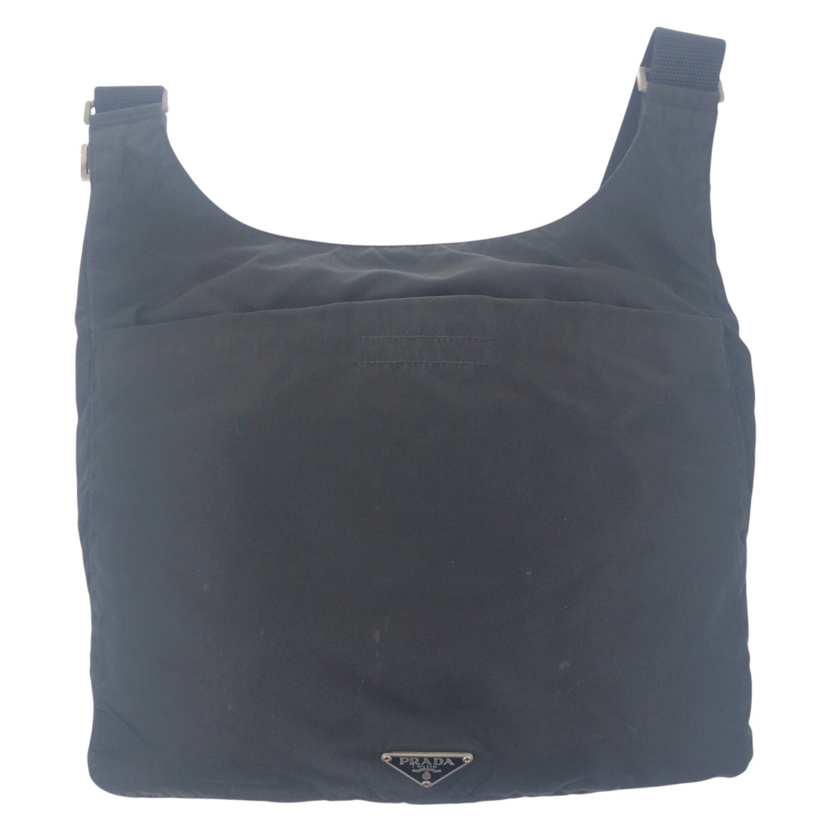 テスート 三角ロゴプレート ブラック 黒 シルバー金具 ナイロン ショルダーバッグ メンズ 504038