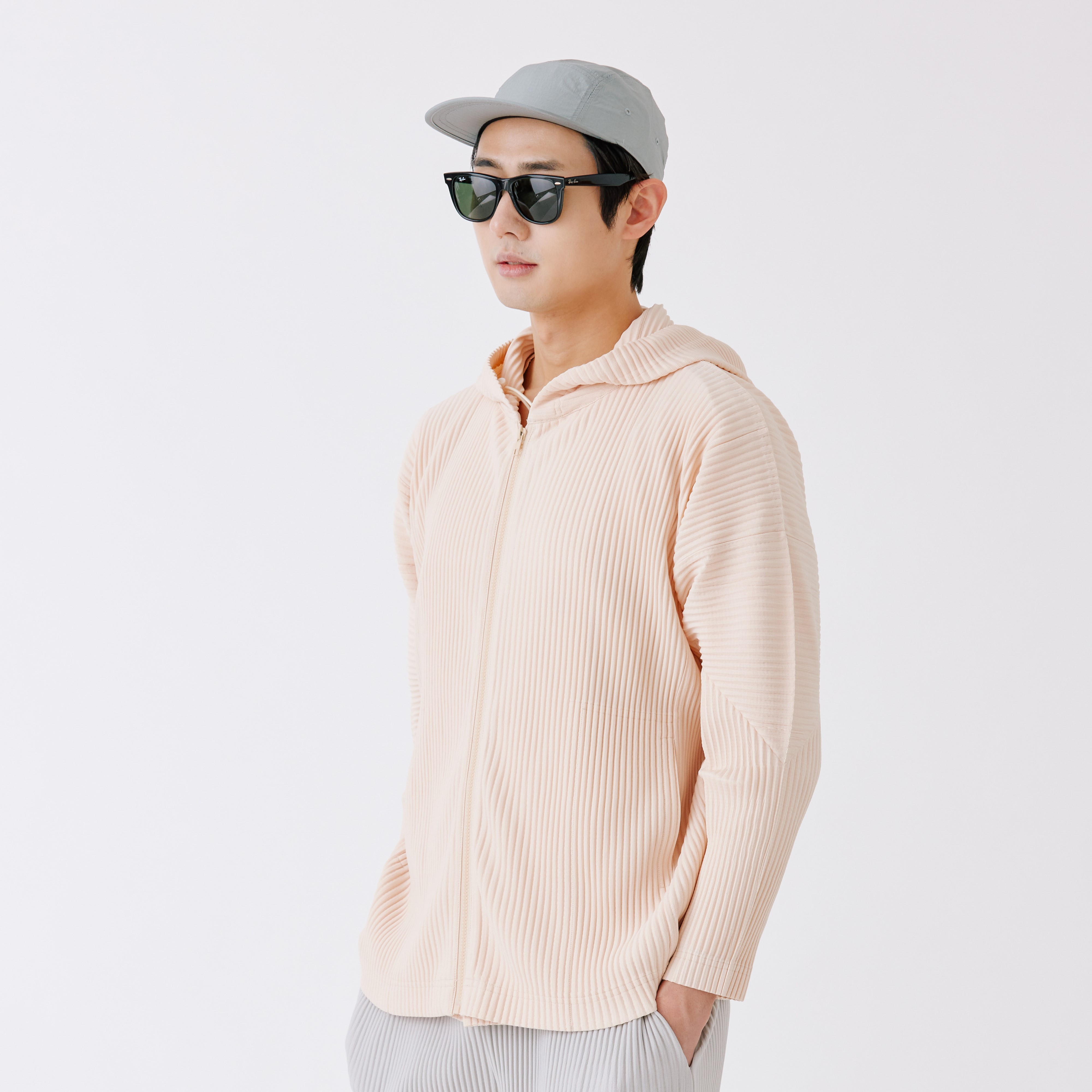 プリッツ 執業 フーディッド スウェットシャツ CREAM ユニセックス プリーツパンツ プリーツフード しわ オムプリーツ プリッツプリッツ