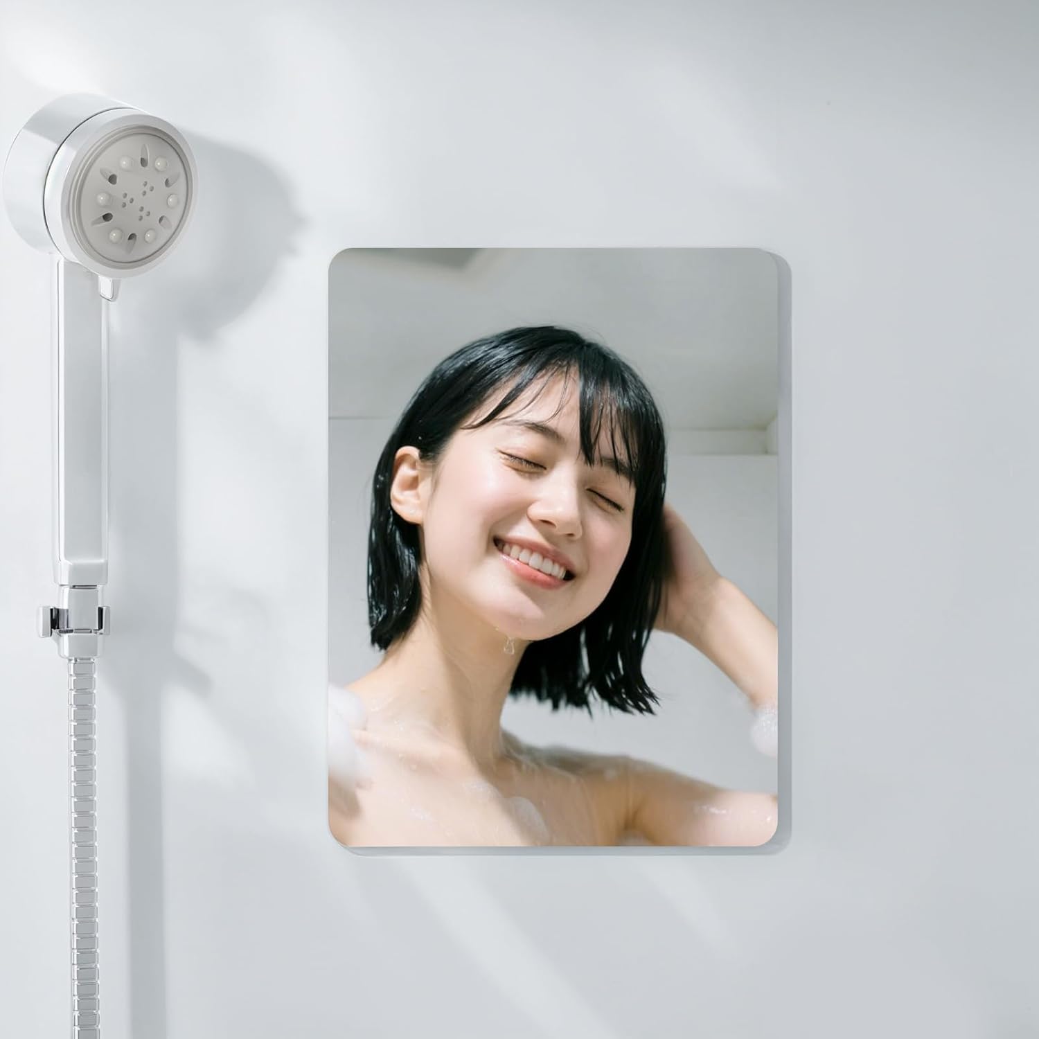 樹脂ミラー 曇り止め 割れない 耐衝撃 防震 地震対策 磁石 軽量 位置自由調整 取り付け簡単 穴あけ不要 壁掛け 洗面台 冷蔵庫 玄関 ロッカー 賃貸対応