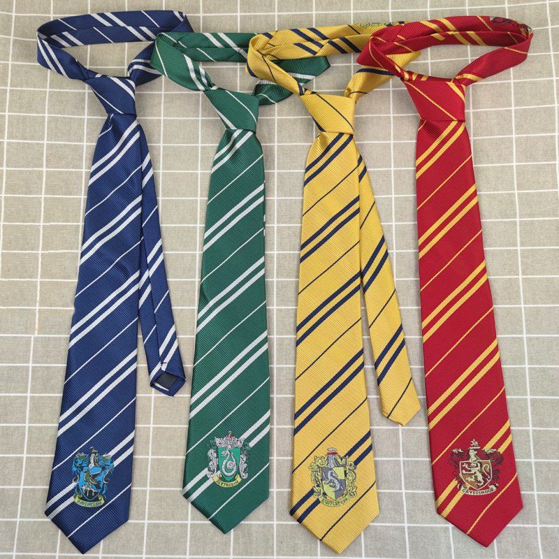 【1つ買うと10つ無料】ハリーポッター ネクタイ バッジ ギフト カラー ストライプ ハンドメイド 刺繍 メンズ ユニフォーム アクセサリー カレッジ ユニフォーム