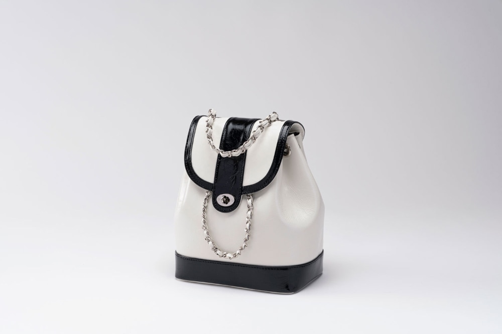 ☆韓国の人気☆【Cardinal Red】☆Hawoo-A Ba.g☆Pink☆