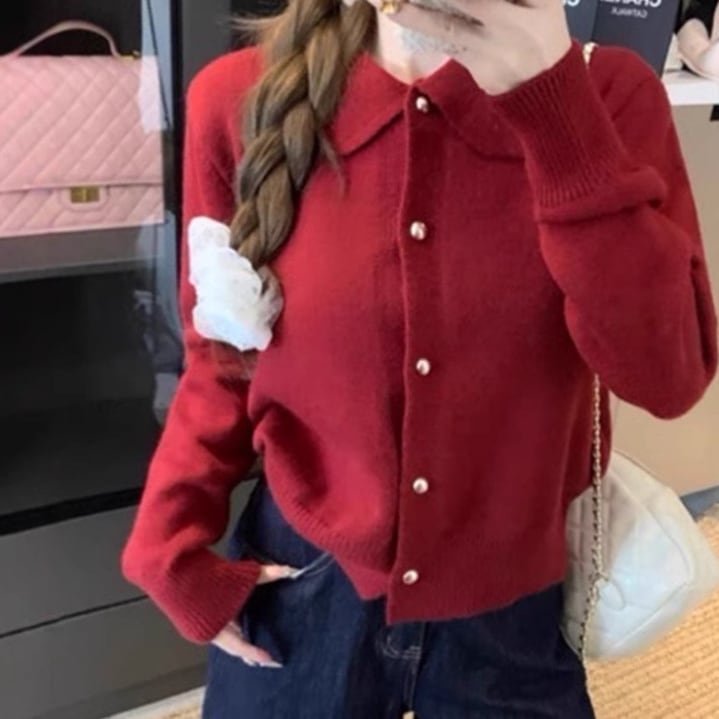 レディース ニット セーター 前開き 長袖 萌袖 襟付き ワイド ふわふわ ふっくら 伸縮性 ボタン かわいい 大人可愛い きれいめ 気品 シンプル カジュアル 上品 おしゃれ レトロ こなれ感 ラフ