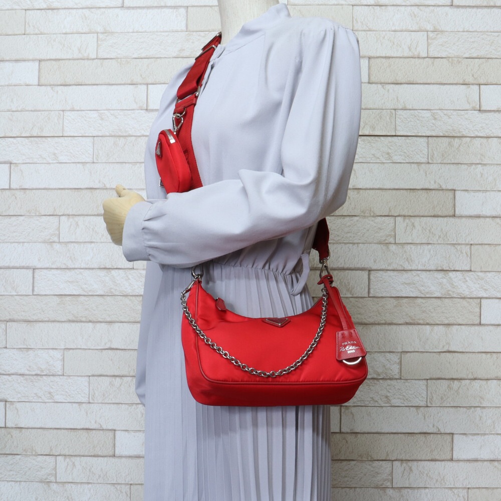 プラダ ショルダーバッグ ナイロン 1BH204 レッド PRADA 中古 美品