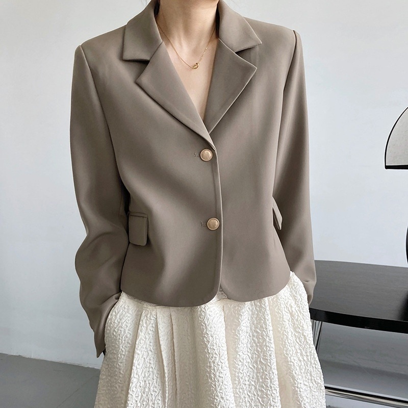アウター レディース ジャケット テーラードジャケット M L 韓国 テラジャケ 長袖 襟付 ポケット シングルブレスト ゴールドボタン 大人可愛い シンプル カジュアル お洒落 かっこいい 大人女子