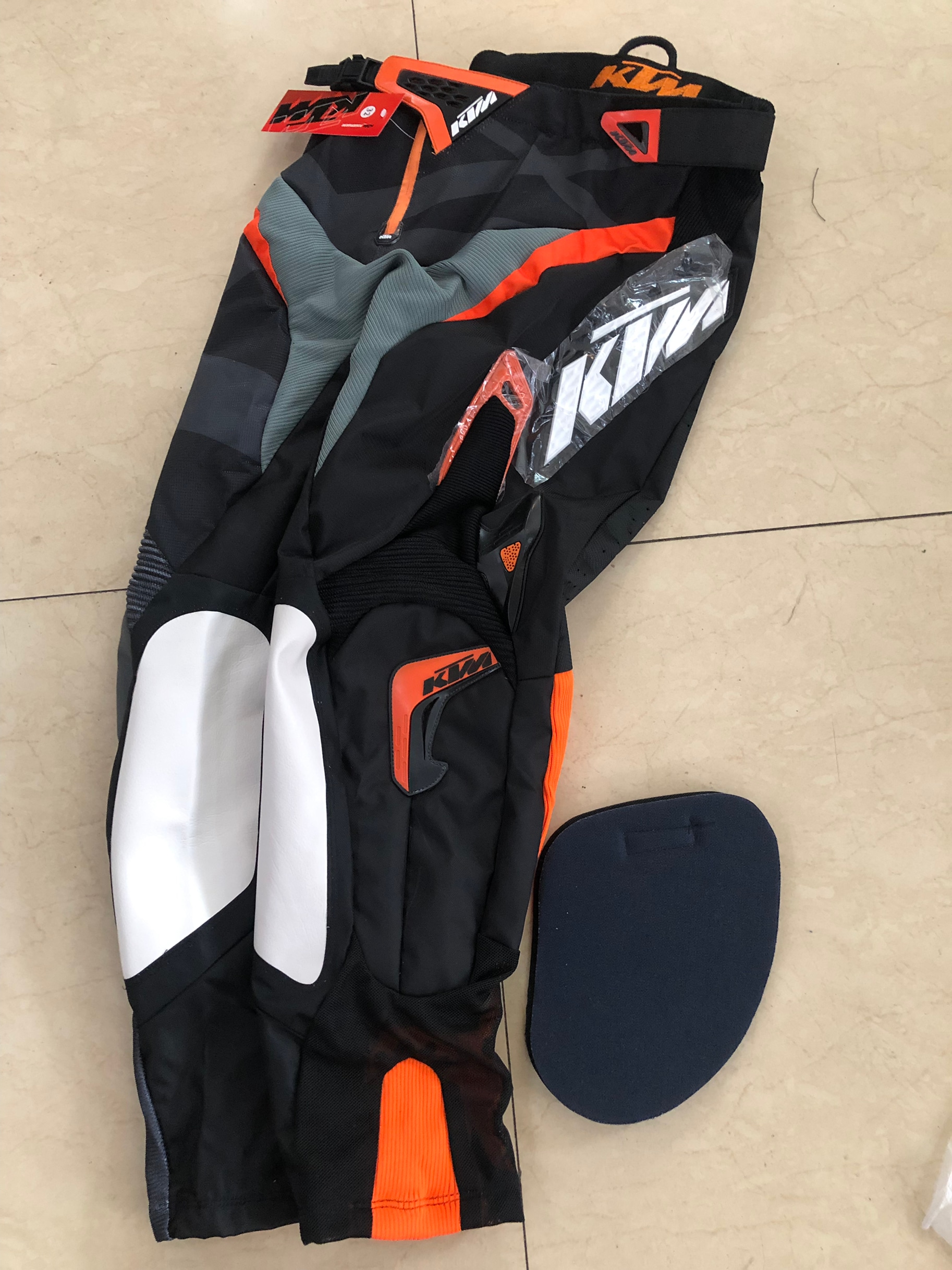 KTM Racing バイク用パンツ ズボン レース 競技用 オールシーズン兼用 プロテクション付 6,003円