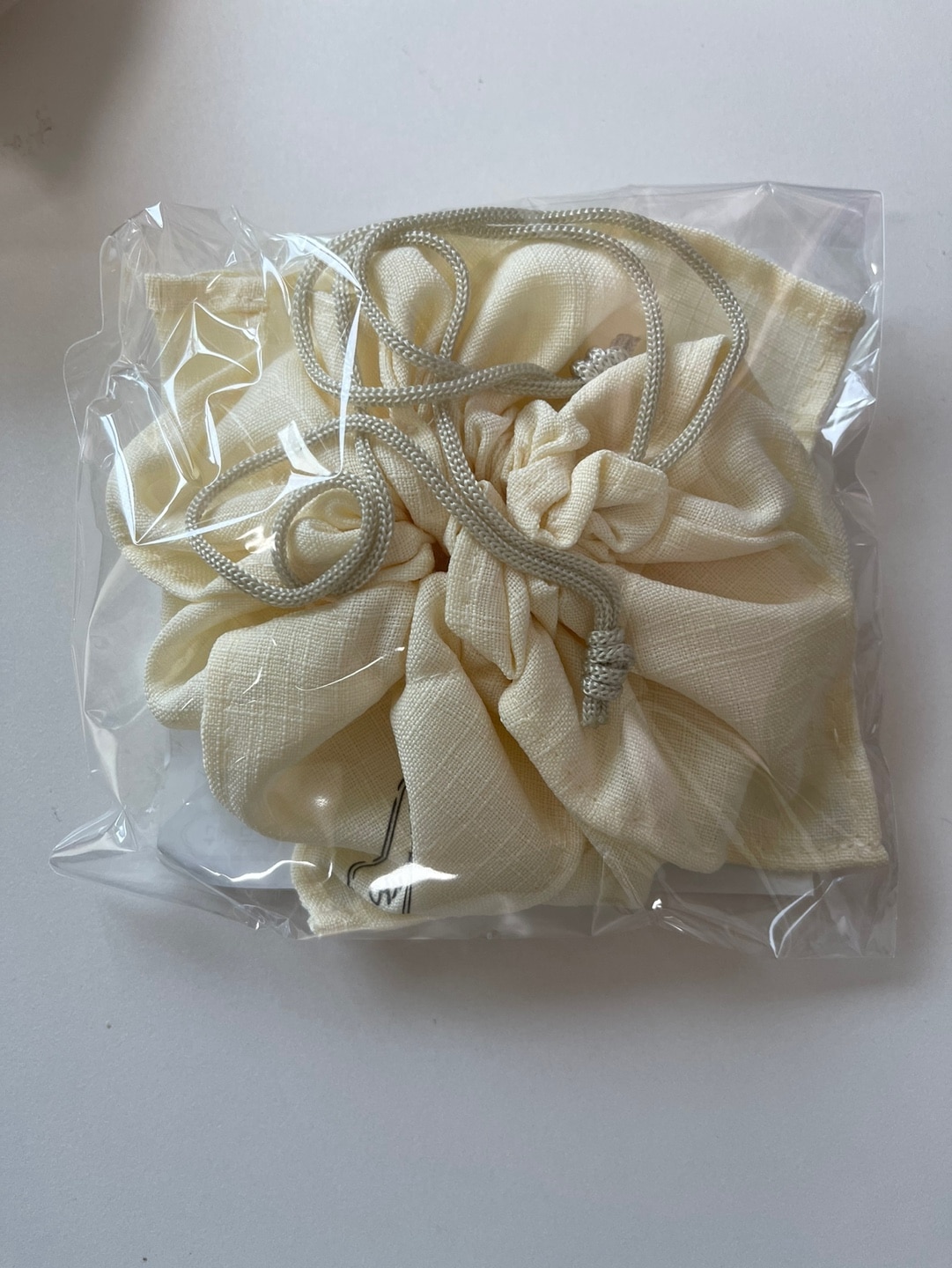 BTS 2024 DALMAJUNG OFFICIAL MERCH Earrings (gold)