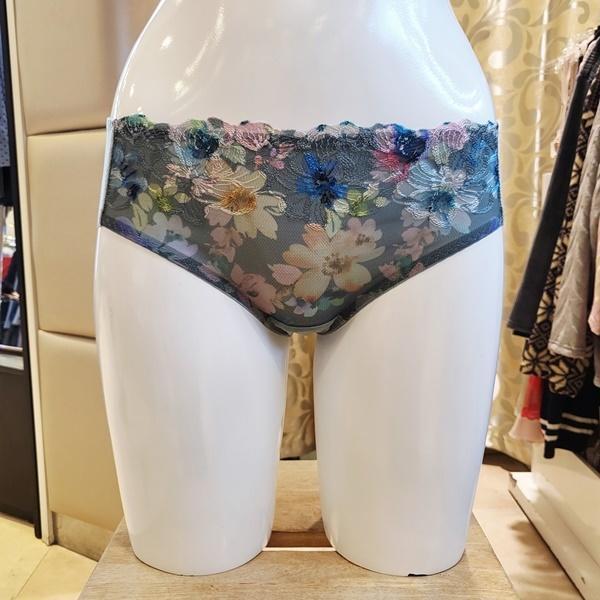 VPT1710H_フルフラワーチュールレース女性ヘムラインパンティー