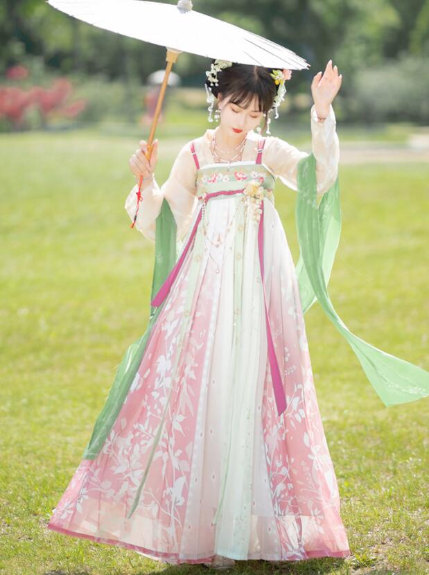 漢服 レディース ハロウィン コスプレ衣装 漢風 古風 ドレス 改良版漢服 中華風ドレス 古典ダンス衣装 学園祭 文化祭 イベント 発表会 撮影衣装 ハロウィン コスプレ衣装 コスチューム おしゃれ 5,848円