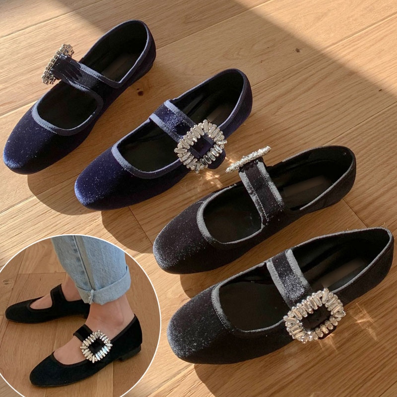 2color 女性らしい スクエアモチーフ キラキラビジュー．キュービック付き 甲ストラップ付き ベルベット素材 ローヒール メリージェーン フラットシューズ