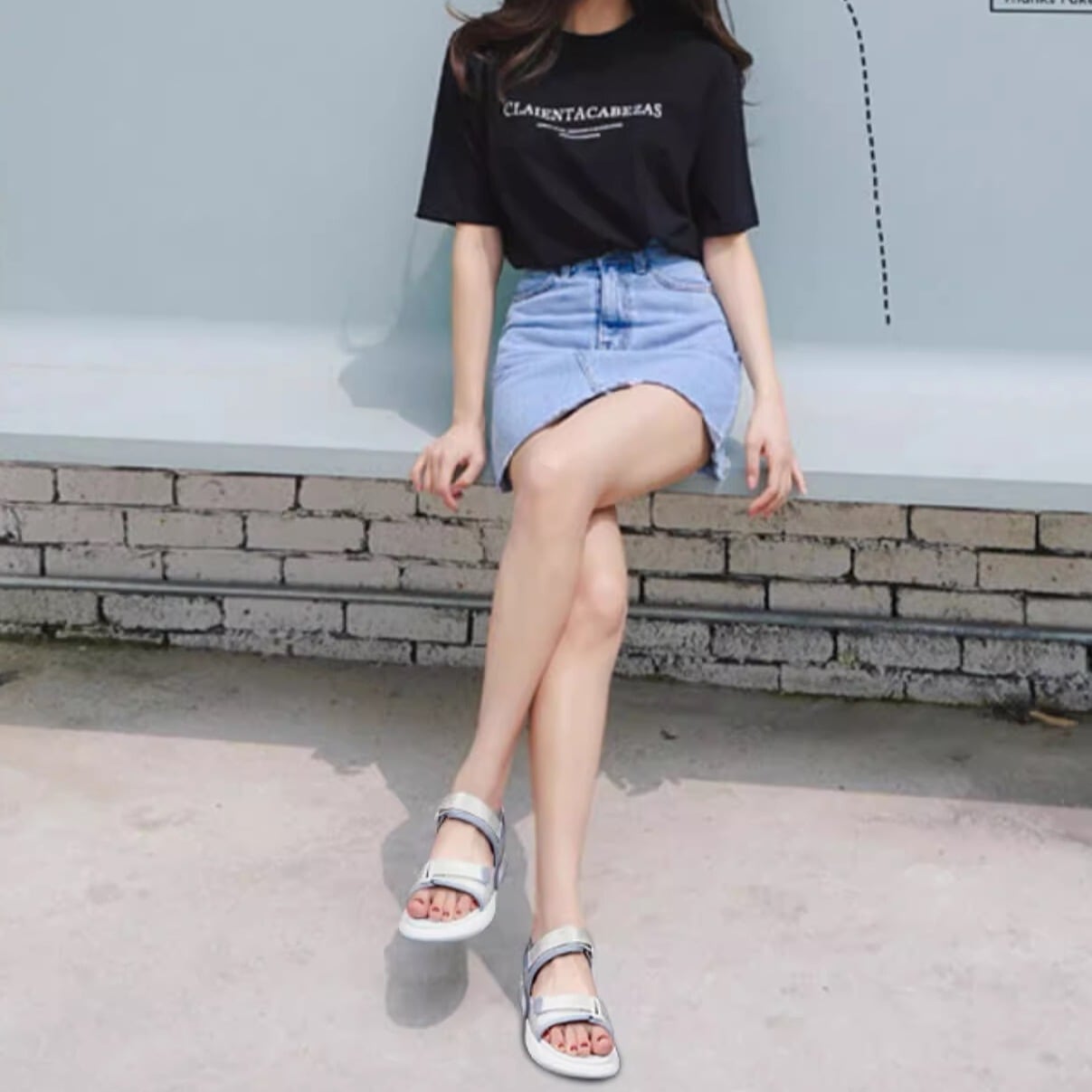 コンフォートサンダル レディース サンダル ローヒール フラット 4cm 柔らかい 美脚 脚長 疲れにくい PU かわいい 大人可愛い シンプル カジュアル おしゃれ かっこいい レトロ スポーティー