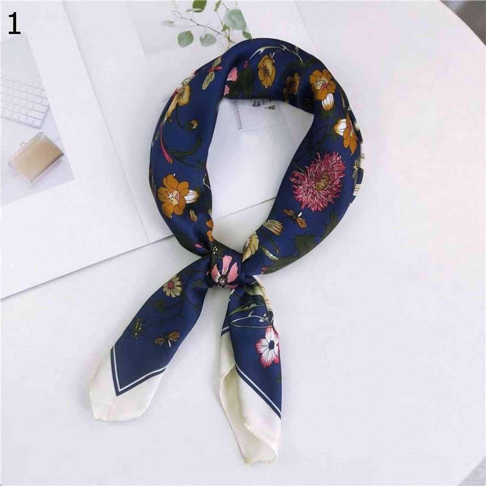 【20%OFFクーポン～】スクエアスカーフ多機能ヘッドネックハンカチサテンスカーフ女性エレガントな小さな花柄プリントショール スカーフ (Color : Navy Size : 70x70cm)