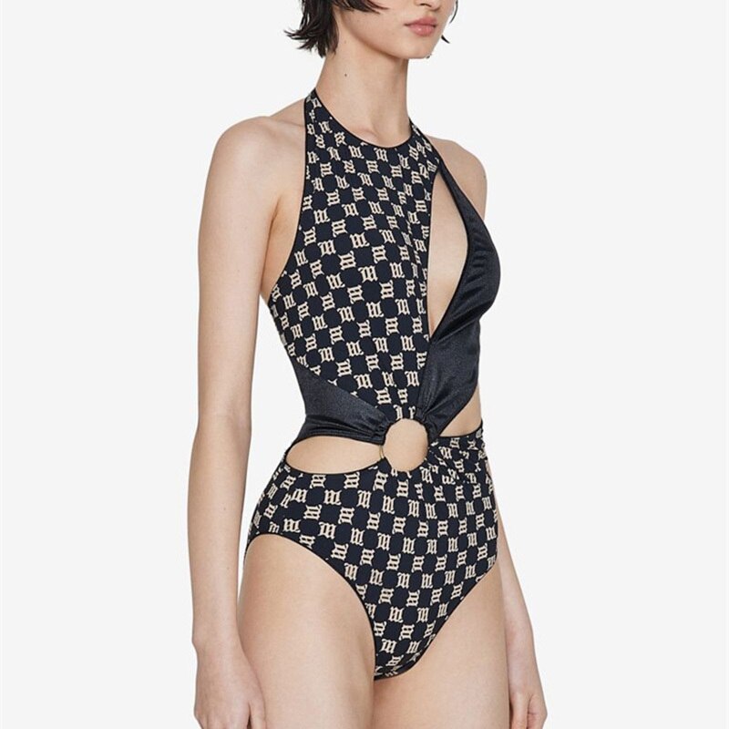 モノグラム柄水着 レディース ワンピース水着 スイムウェア ワンピース M L XL プラスサイズ 大きめサイズ サイズ豊富 黒 ブラック モノグラム 総柄 Mロゴ ロゴ プリント 透かし彫り セクシ