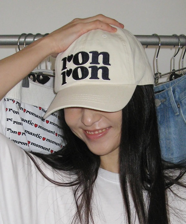 韓国 人気 [RONRON] LOGO BALL CAP ロゴ ボール キャップ 韓国RONRON ロンロン】HEART RIBBON BALL CAP (RONRON/キャップ