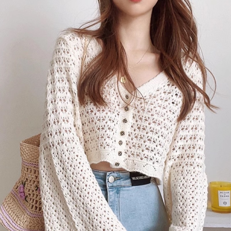 トップス アウター カーディガン ニットカーディガン サマーニット ショート丈 ボリューム袖 Vネック 編み込み 薄手 大人可愛い おしゃれ こなれ感 存在感 無地 春 夏 レディース お出かけ 5,206円