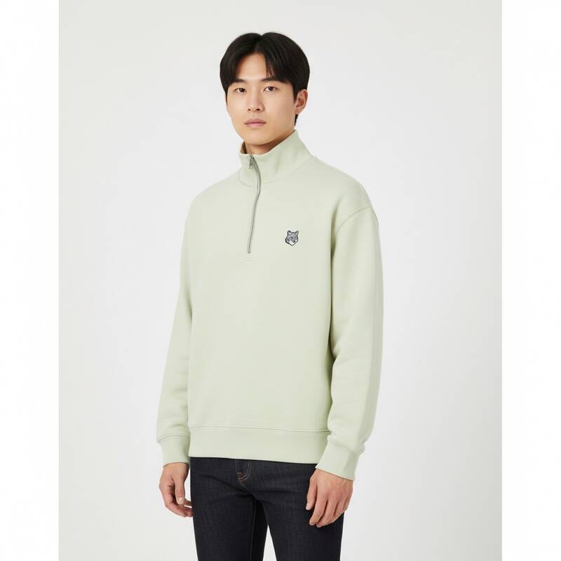 [カード決済で10%オフ]MAISON KITSUNE フォックスヘッド メンズハーフジップスウェットシャツ PM00305KM0341 P129