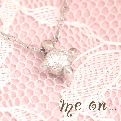 me on...極上の煌きをはなつ導きの星ポーラスター プラチナ PT クロスロザリオモチーフシンプルスターダイヤモンドネックレス お届けまで２３週間程 プラチナの十字架にセットさ