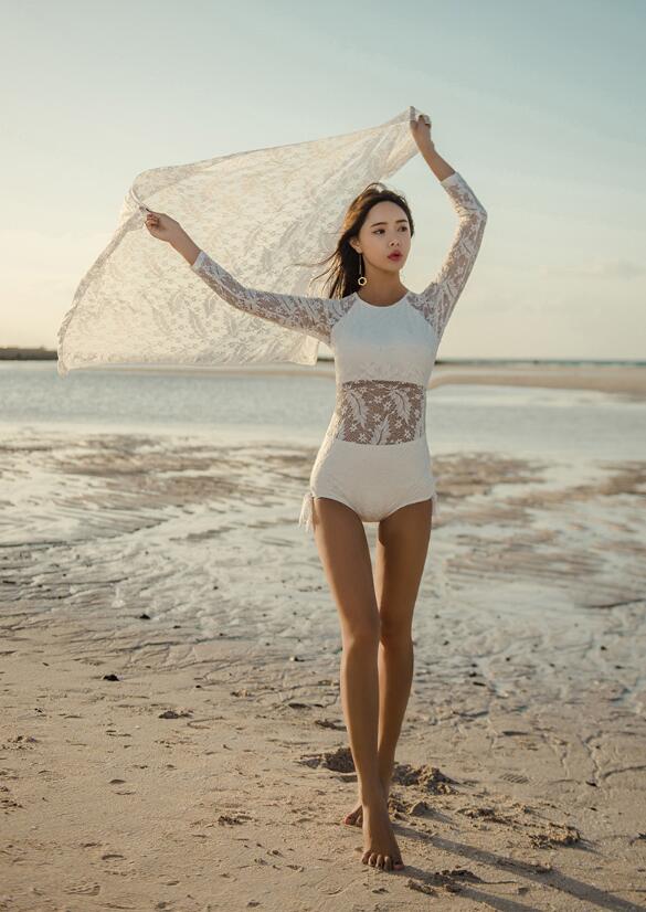 ビキニ 水着 パレオ つなぎ 水着 レース セクシー 花柄 体型カバー バスト盛れる ハワイ 旅行 温泉 リゾート セレブ -ins20 フォットジェリック