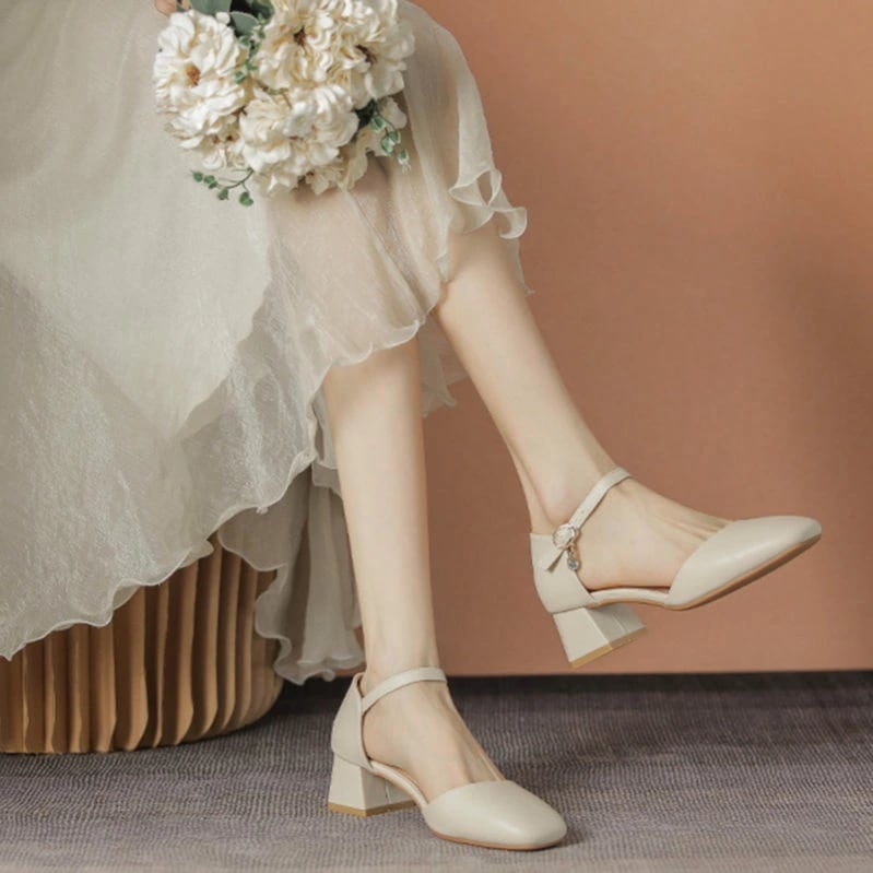 1000円OFFクーポン パンプス ストラップ レディース ローヒール セパレートパンプス vカット 痛くない オフィスシューズ おしゃれ 歩きやすい 履きやすい とんがりトゥ シューズ 靴 かわいい