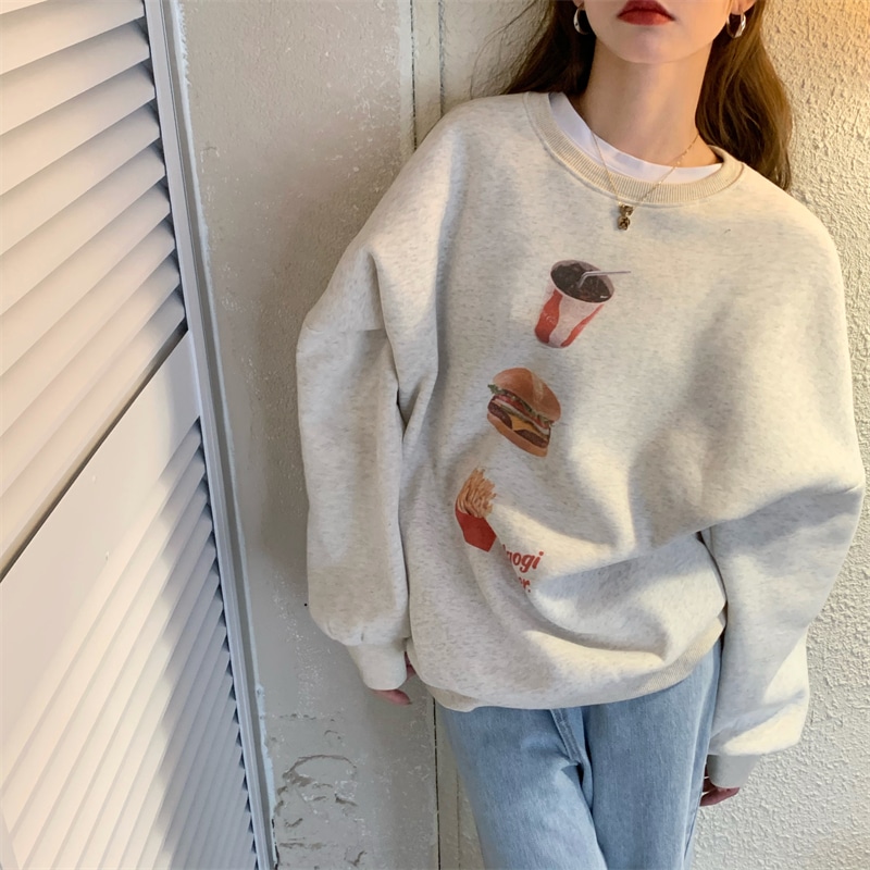 オーバーサイズ ハンバーガーセットプリント トップス スウェット トレーナー プルオーバー ミディアム丈 長袖 ランタンスリーブ ボリューム袖 ドロップショルダー 襟なし ラウンドネック シンプル