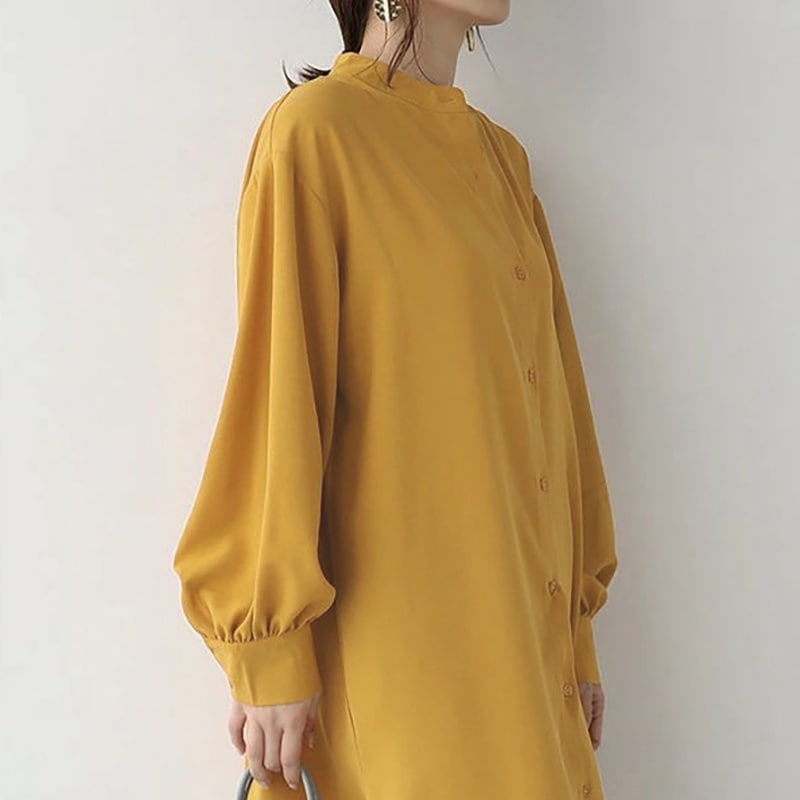 トップス シャツ ロングシャツ 長袖 クルーネックク 前開き ボタン サイドスリット フィッシュテール かわいい 大人可愛い きれいめ シンプル 上品 おしゃれ かっこいい カジュアル こなれ感