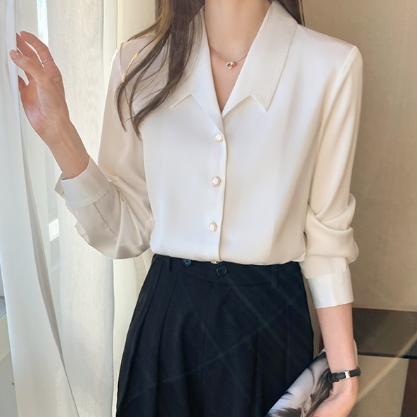 トップス レディース シャツ ブラウス 白トップス 袖あり 長袖 襟付き サテン 大人可愛い きれいめ シンプル 大人 上品 おしゃれ お洒落 かっこいい レトロ 大人可愛い 大人女子 こなれ感