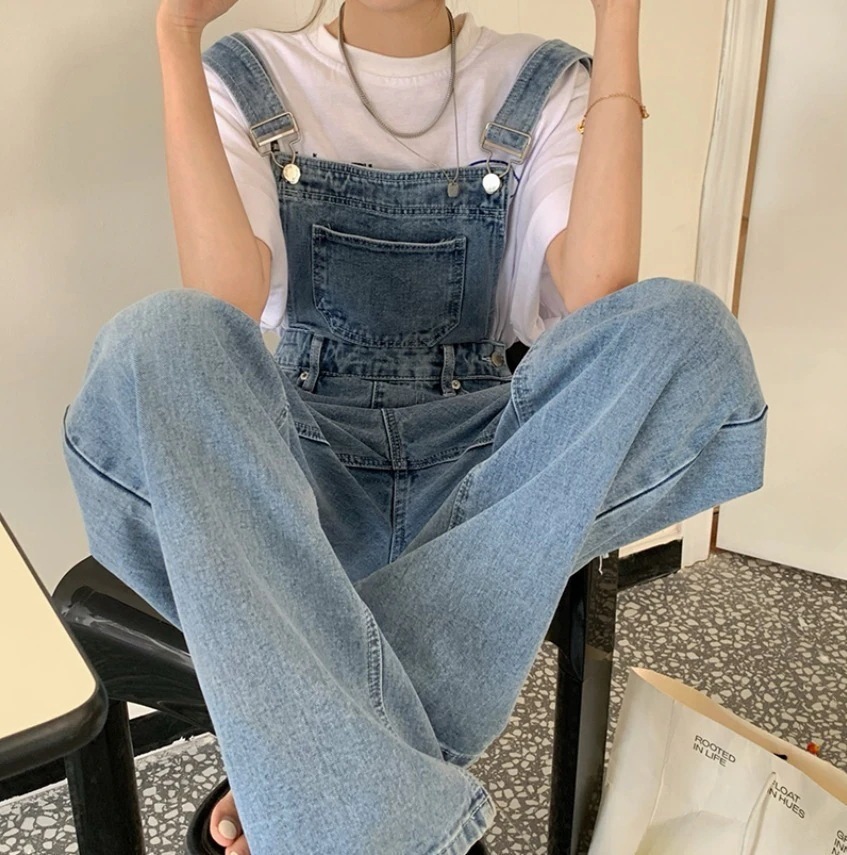 2024春服 韓国 減齢 ズボンのすそに穴が開いたカウボーイストラップモップ 長ズボン 女 コーデ完成 サロペット ワイドパンツ 韓国ファッション デニム 4,918円