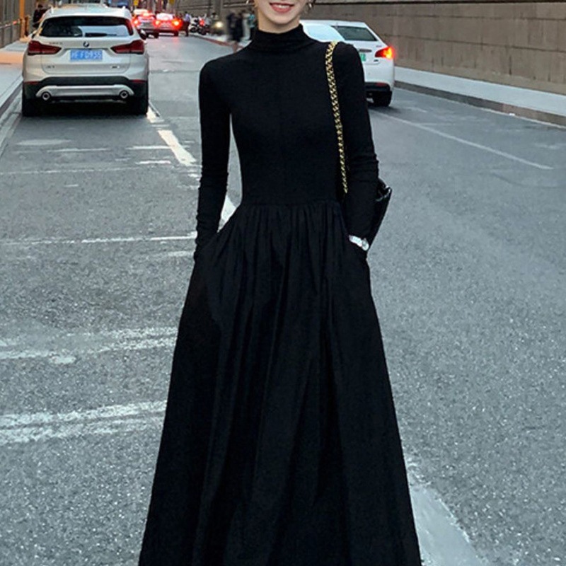 ワンピース ロングワンピース 長袖 タートルネック タイト 切り替えデザイン フレアスカート ロング丈 かわいい 大人可愛い きれいめ シンプル 上品 おしゃれ 大人女子 レトロ きちんと こなれ感