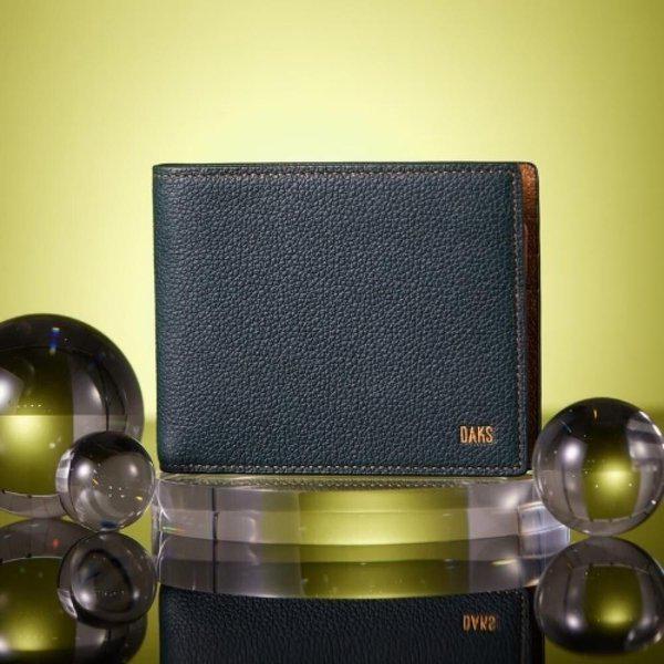 AK Bundang店 カーキブラウンカラーコンビロゴDBWA5E703K2 20,562円