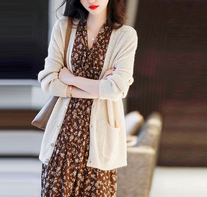 ハイエンドのカスタマイズ-フレンチレトロスーツドレスツーピースセット2024春の新作レディースロングスタイル気質春と秋の花柄スカート女性用