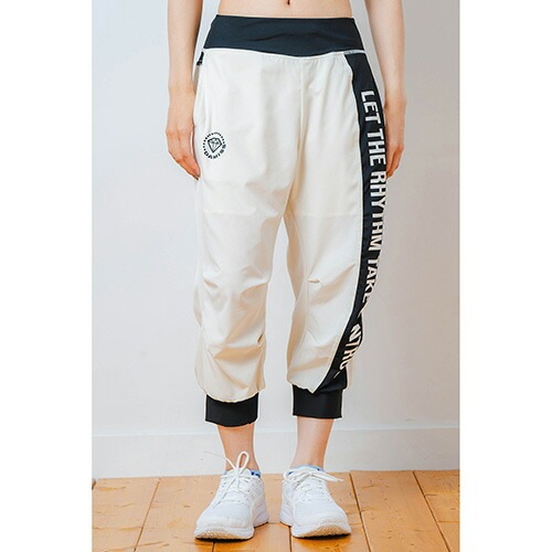 Airy カプリ パンツ フィットネス ウィメンズ 1531-1444-IVO