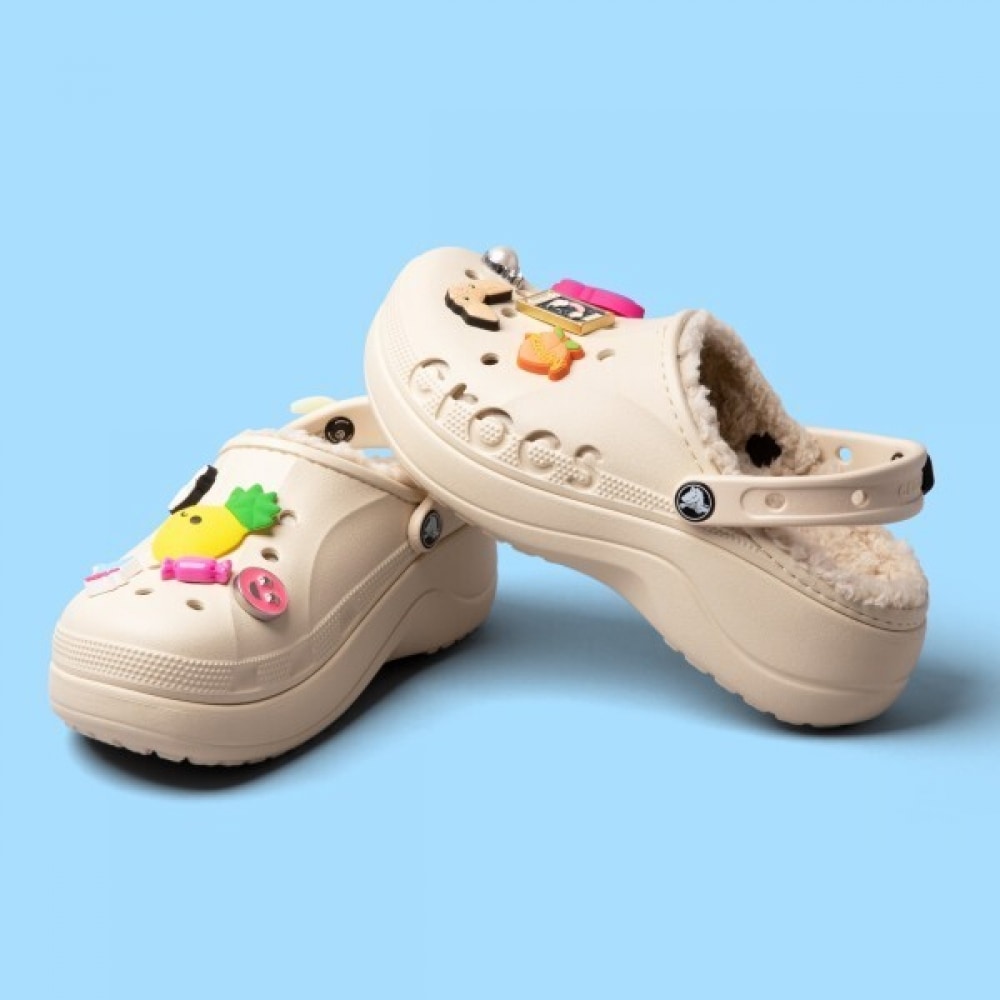 クロックスヴァヤプラットフォーム裏地付きクロッグ 208708-11S