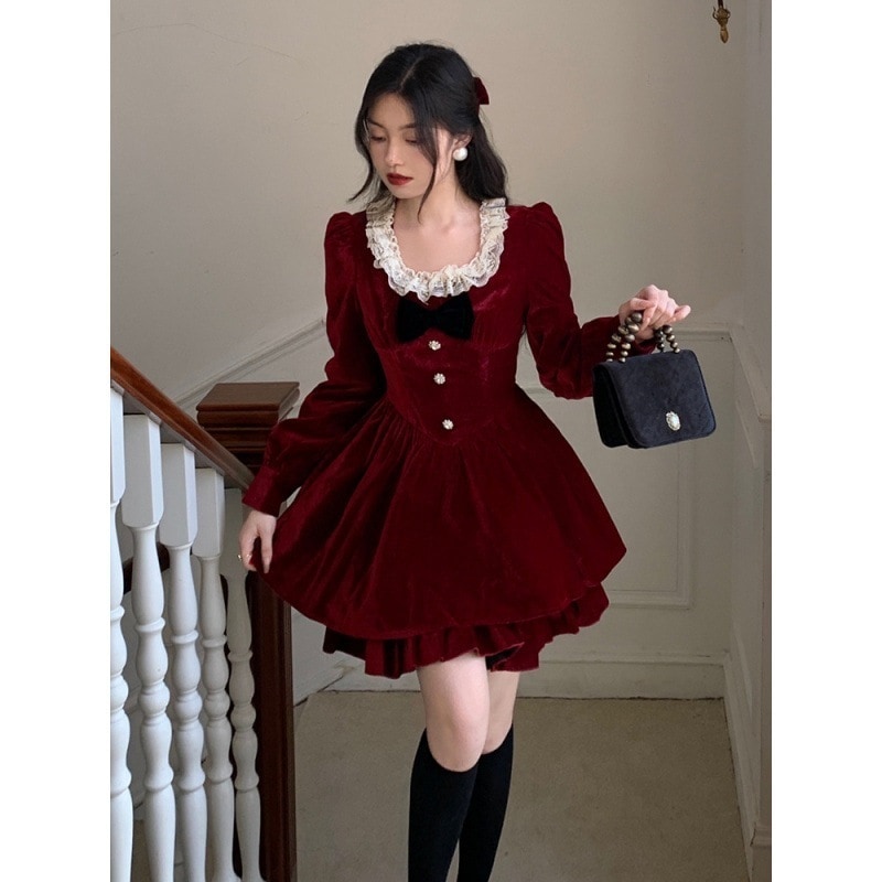 赤いベルベットのドレスプリンセススタイルの宮殿レトロフランスの気質スリム高級誕生日ドレス女性服