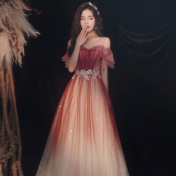 ワインレッド 花嫁パーティードレス 結婚式 気質ウエディングドレス やせて見える ワンショルダーイブニングドレス パーティードレス