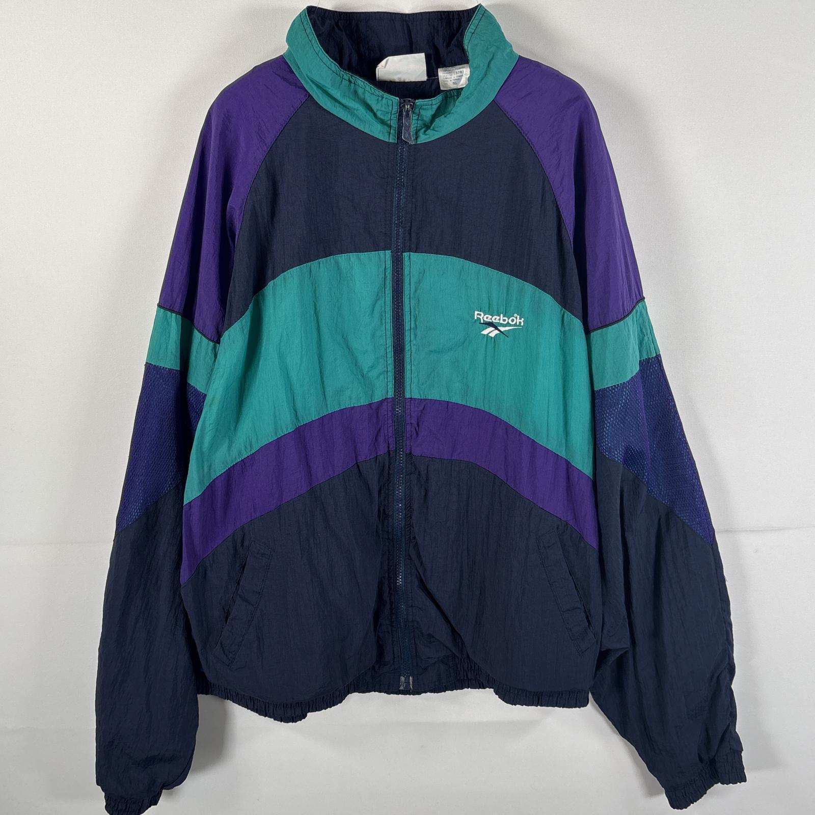 古着 90s/90年代 ナイロンジャケット ワンポイントビッグロゴ刺繍 大きいサイズ フルジップ XL ネイビー マルチカラー メンズ 5,544円