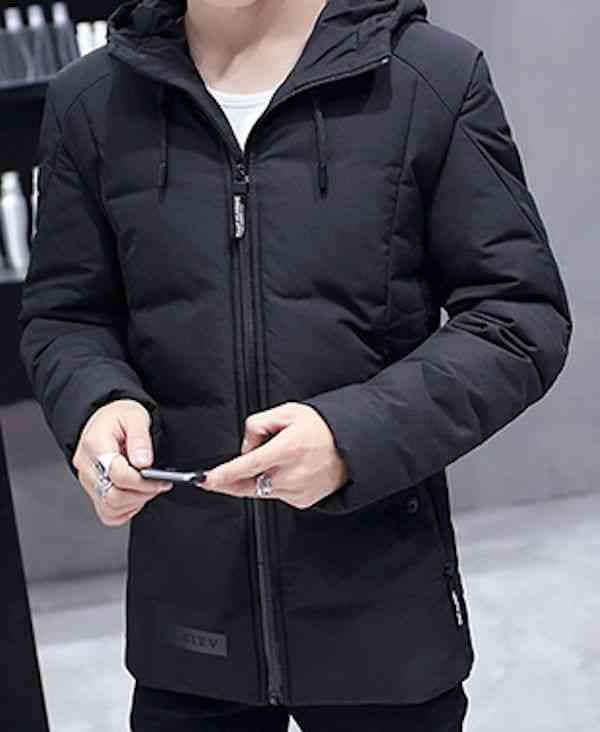 ダウンジャケット メンズ スリム 軽い アウター コスパ 防寒 ダウン ロング 高級 おすすめ 大きいサイズ 黒 ビジネス コート 軽量 春 細身 ショート 冬 秋 ボア 光沢 おしゃれ フード 中綿