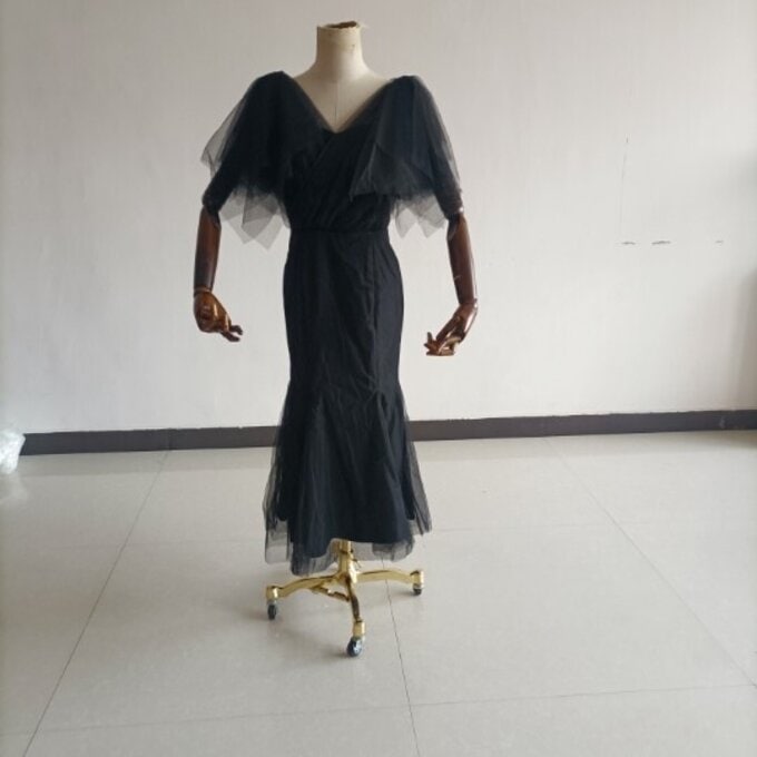 黒いドレス ソフトチュール ベアトップ スリット トレーン 美品！ イブニングドレス