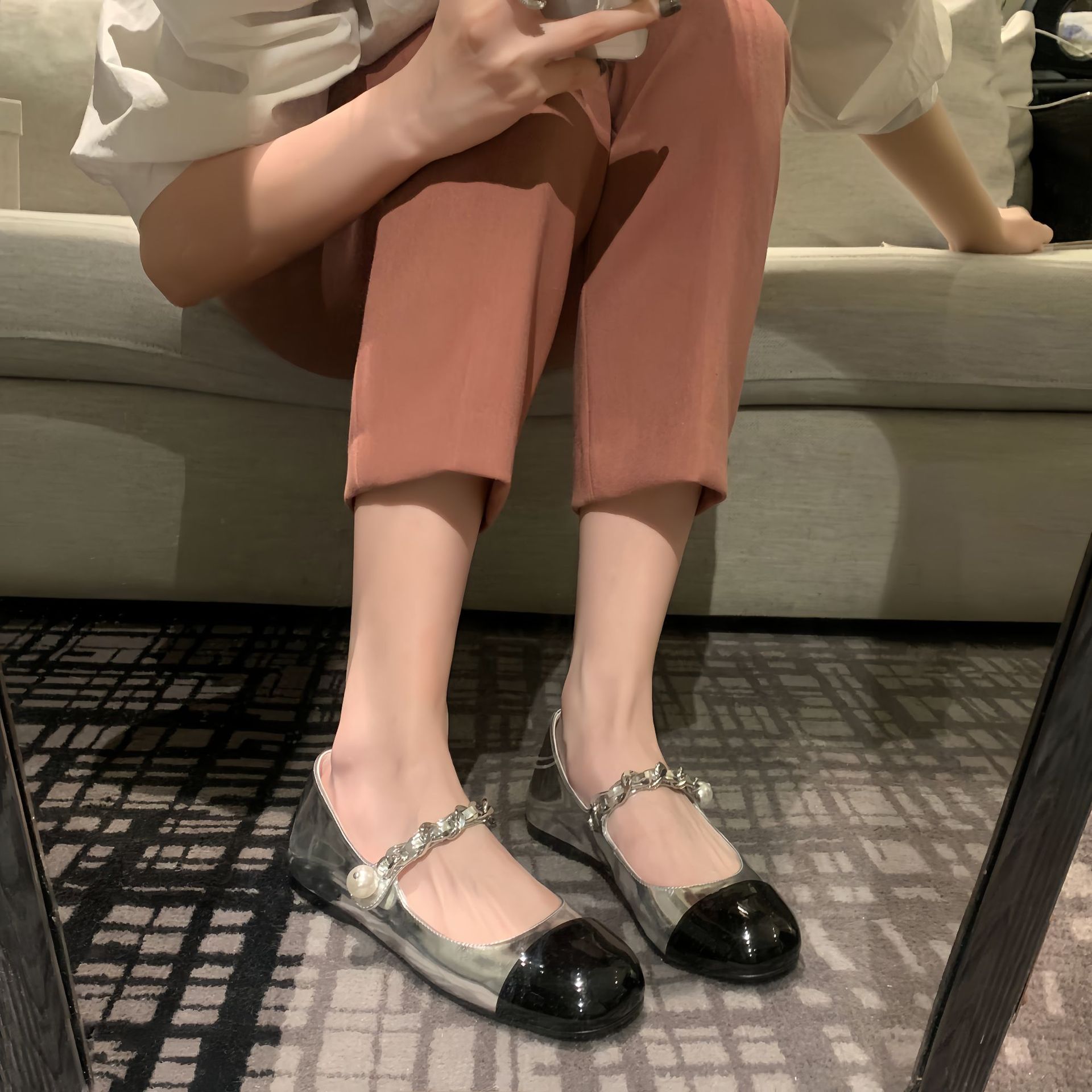 11 パンスキンバージョンxiaoxiangfengパールフラットレザーメアリーゼンシューズ太いかかとの厚い靴底靴女性の本物の革の小さな革の靴 r n2