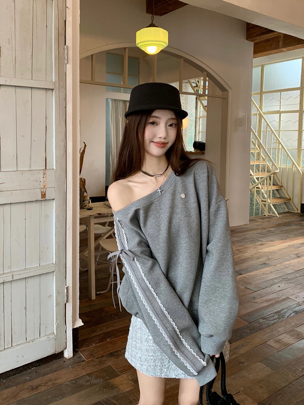 2025 秋冬 トレンド トップス2way 長袖 かわいいTシャツレディース韓国風衣装ルーズゆったりカジュアルおしゃれサイズスリーブシルエットファッション系サイドシャツフットフレンチ